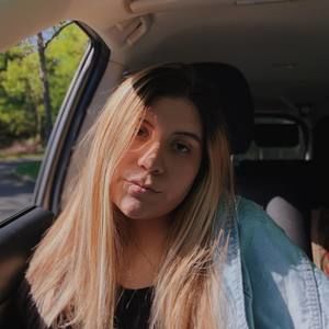 Meet your Posher, Rebekah